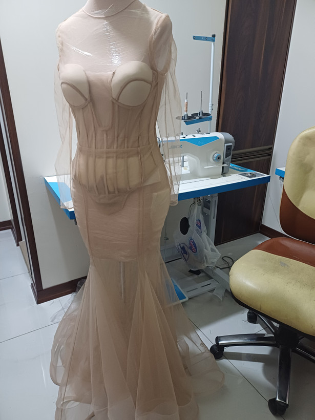 لباس شب رنگ بدن ترند