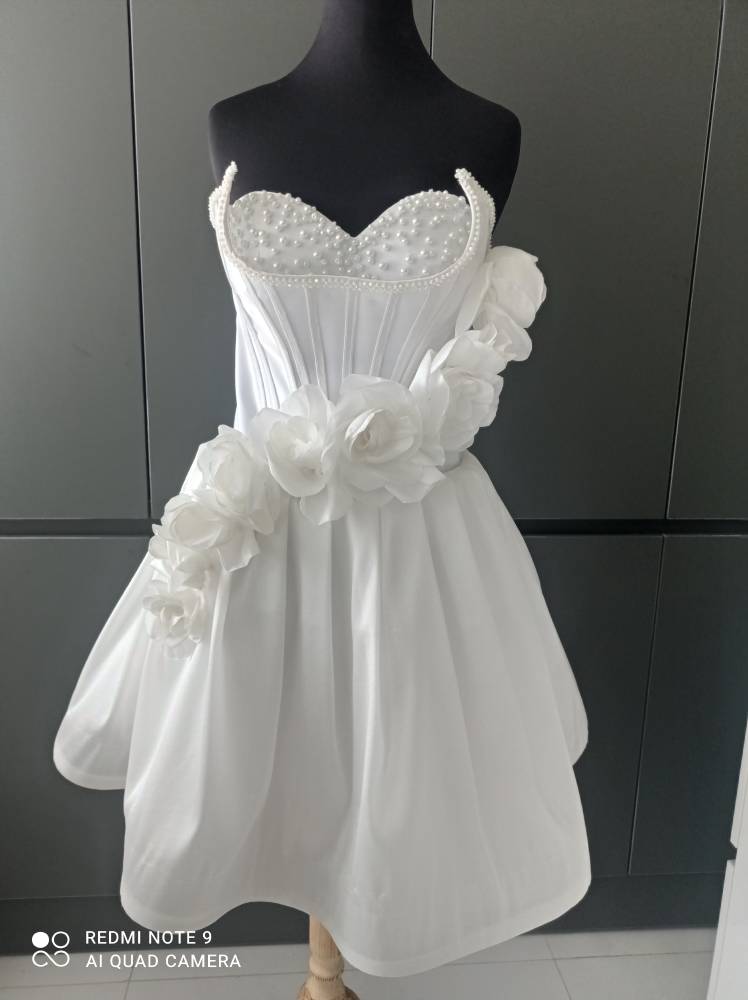 لباس عروس کوتاه سفید